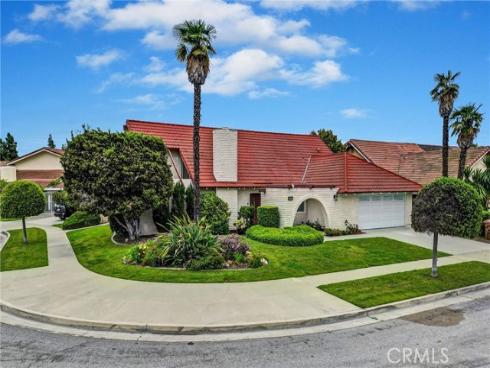 1340 S Scarborough Lane, Anaheim, CA