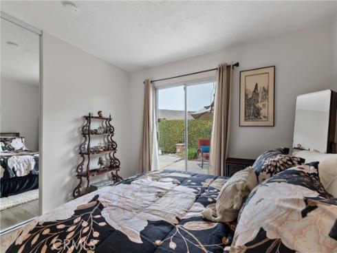 1724 N Oakwood Avenue, Anaheim, CA