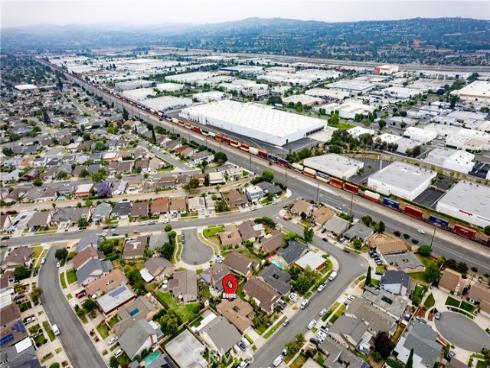 1724 N Oakwood   Avenue, Anaheim, CA