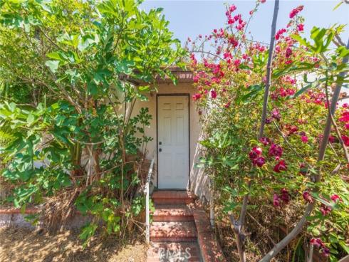 2011 W Katella  61  Avenue, Anaheim, CA