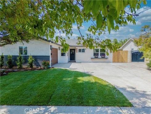 2545 W Greenacre Avenue, Anaheim, CA