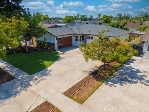 2545 W Greenacre Avenue, Anaheim, CA