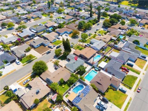 2545 W Greenacre Avenue, Anaheim, CA