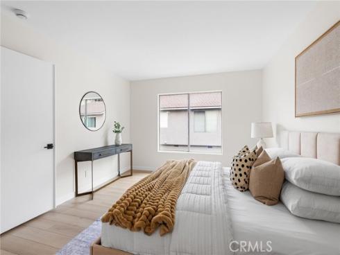 1738 N Cedar Glen  B  Drive, Anaheim, CA