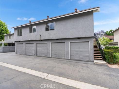 1738 N Cedar Glen  B  Drive, Anaheim, CA