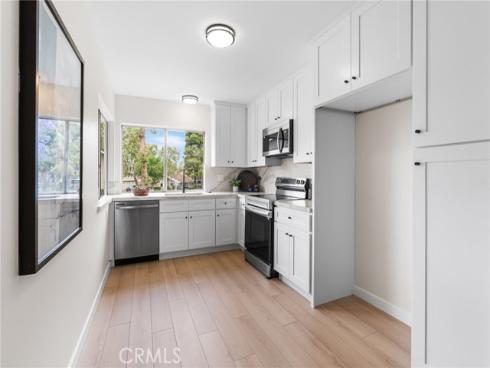 1738 N Cedar Glen  B  Drive, Anaheim, CA