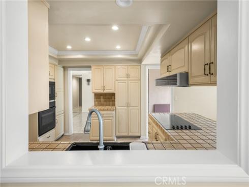 955 S Peregrine Place, Anaheim, CA