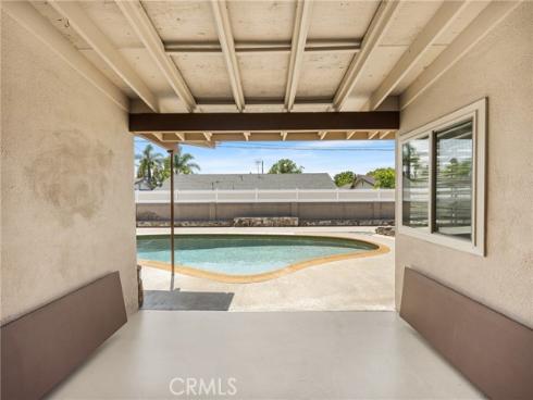 955 S Peregrine Place, Anaheim, CA