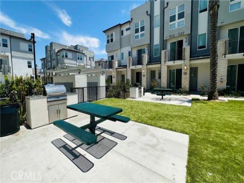 1527 W Cara Drive, Anaheim, CA