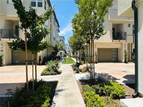 1527 W Cara Drive, Anaheim, CA