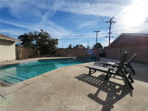 9272  Cerritos   Avenue, Anaheim, CA