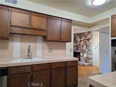 900 S Calico Circle, Anaheim, CA