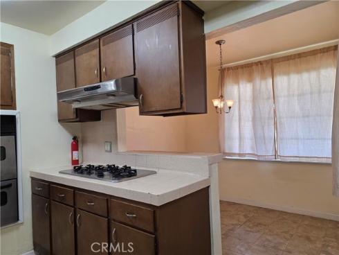 900 S Calico Circle, Anaheim, CA