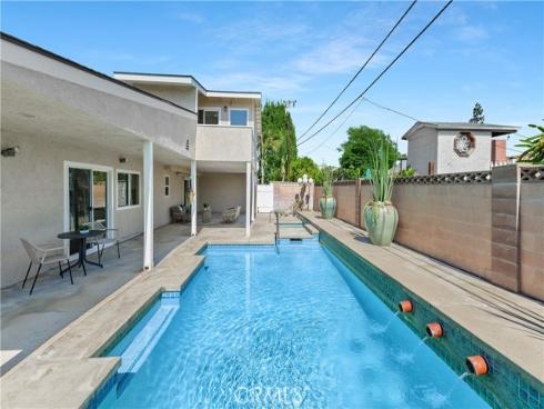 2418 E Standish Avenue, Anaheim, CA