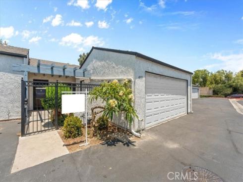 4015 E Horseshoe Lane, Anaheim, CA