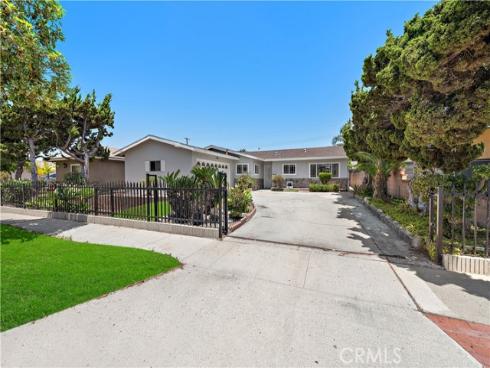 3137 W Olinda Ln , Anaheim, CA