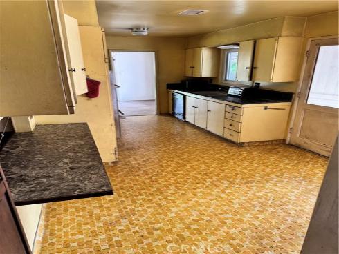 2849 W Polk Avenue, Anaheim, CA