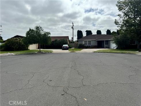 2849 W Polk Avenue, Anaheim, CA