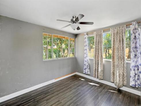 2045 W Clover Avenue, Anaheim, CA