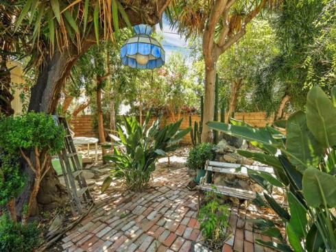 2045 W Clover Avenue, Anaheim, CA