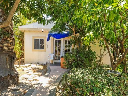 2045 W Clover Avenue, Anaheim, CA