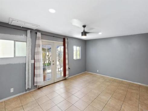 2045 W Clover Avenue, Anaheim, CA