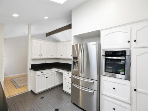 2045 W Clover Avenue, Anaheim, CA