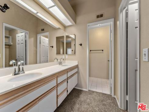 1010 S Farralon   Lane, Anaheim, CA