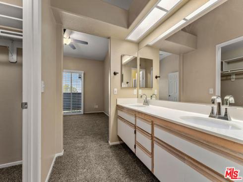 1010 S Farralon   Lane, Anaheim, CA