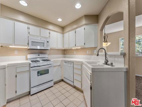 1010 S Farralon   Lane, Anaheim, CA