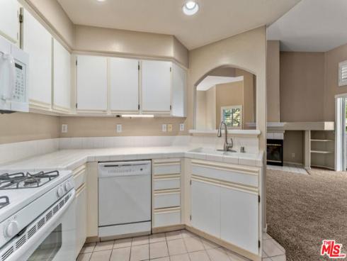 1010 S Farralon   Lane, Anaheim, CA