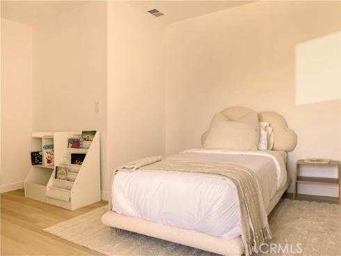 2912 E Hempstead Road, Anaheim, CA