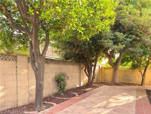 2912 E Hempstead Road, Anaheim, CA