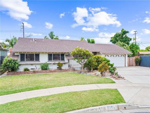 1305 S Westchester Drive, Anaheim, CA