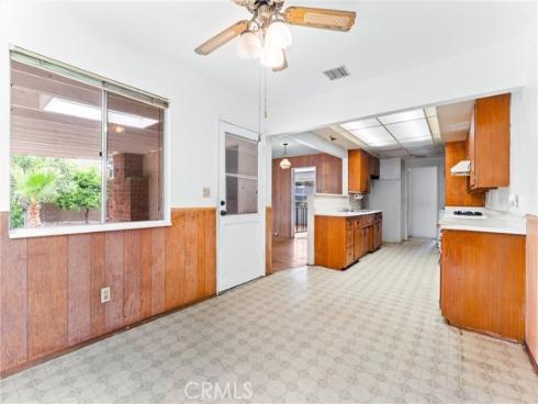 1305 S Westchester Drive, Anaheim, CA