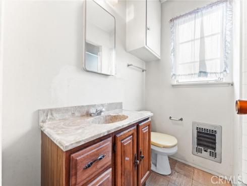 1305 S Westchester Drive, Anaheim, CA