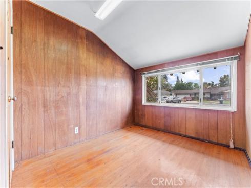 1305 S Westchester Drive, Anaheim, CA