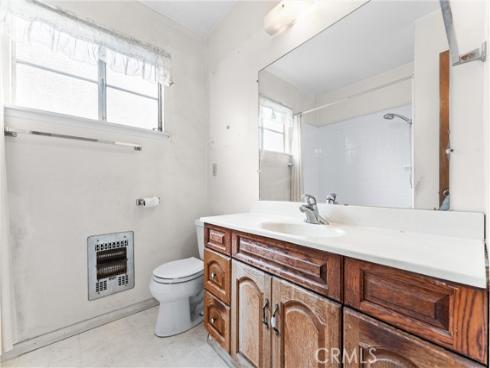 1305 S Westchester Drive, Anaheim, CA