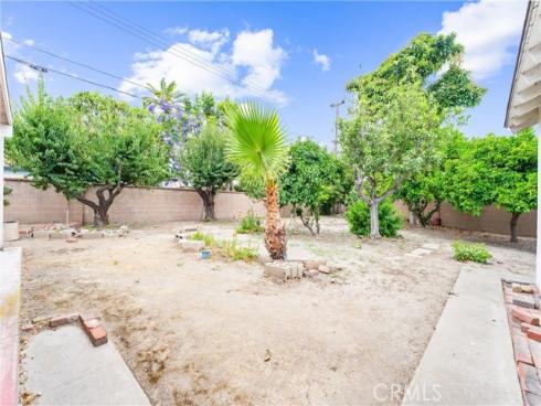 1305 S Westchester Drive, Anaheim, CA