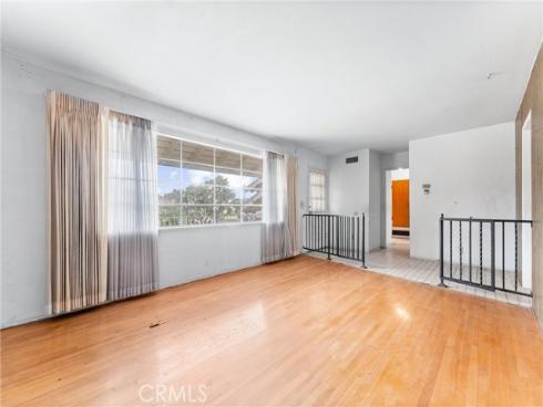 1305 S Westchester Drive, Anaheim, CA