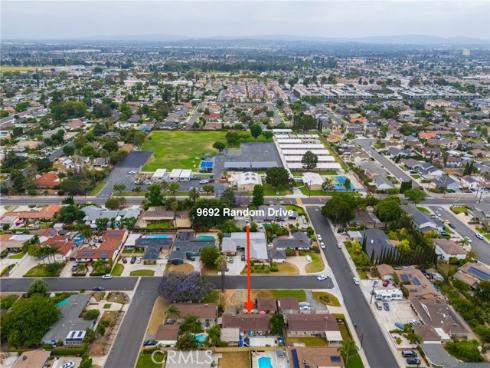 9692  Random   Drive, Anaheim, CA