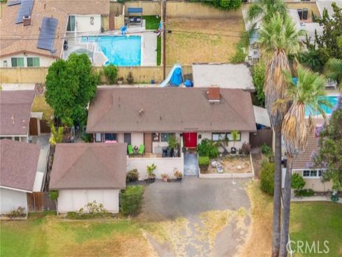 9692 Random Drive, Anaheim, CA