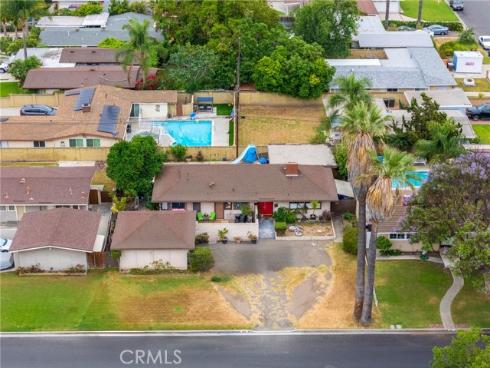 9692 Random Drive, Anaheim, CA