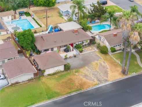 9692 Random Drive, Anaheim, CA