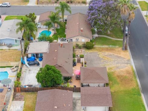 9692 Random Drive, Anaheim, CA