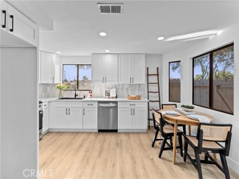 1262 E La Palma  A  Avenue, Anaheim, CA