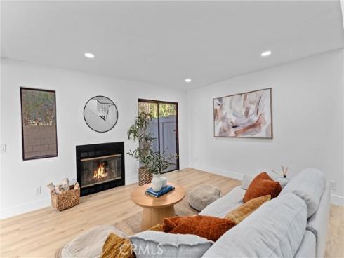 1262 E La Palma  A  Avenue, Anaheim, CA