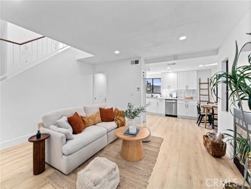 1262 E La Palma  A  Avenue, Anaheim, CA