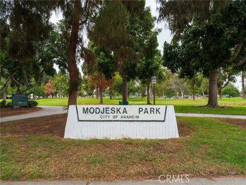 1925 W Beacon   Avenue, Anaheim, CA