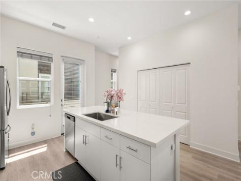 921 E Mason 28 Lane, Anaheim, CA